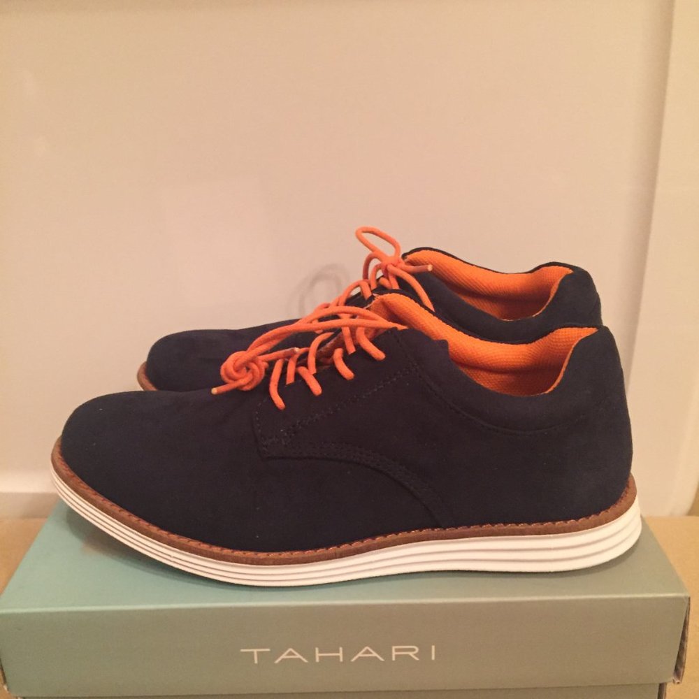 Tahari Joe Plain Boys Size 2 Navy Sneakers